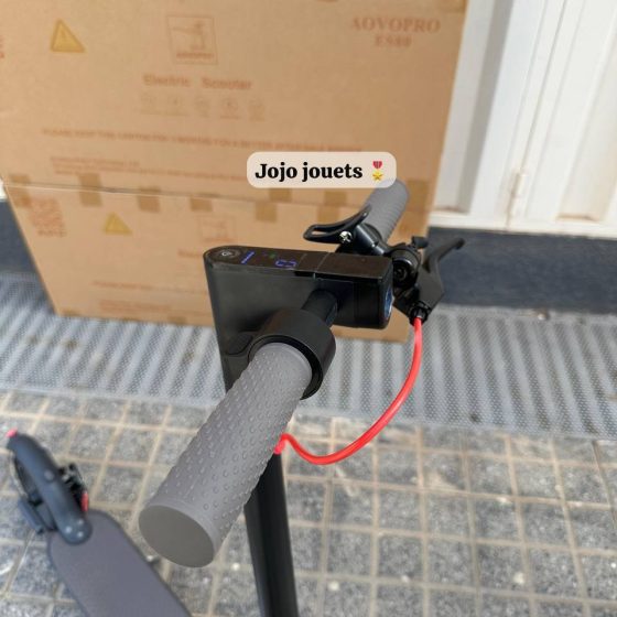 Vue 11 de Trottinette Électrique AOVOPRO ES80 36V ⚡️