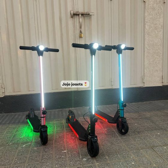 Vue 3 de Trottinette Électrique ROCK-I K1-B 24V