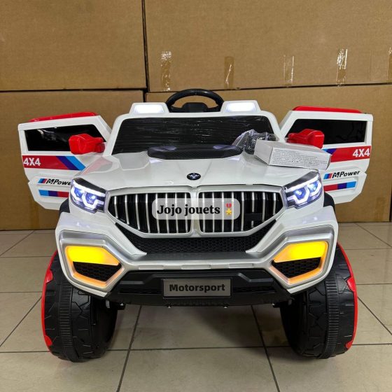 Vue 4 de VOITURE BIG BMW 4X4 ELECTRIQUE 12V
