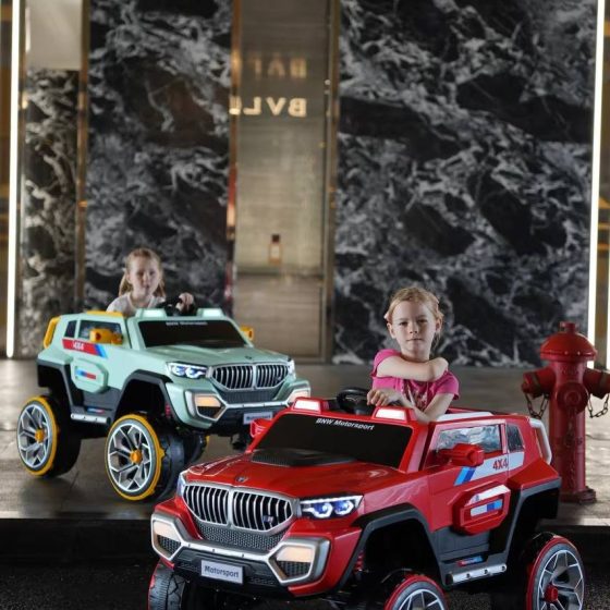 Vue 12 de VOITURE BIG BMW 4X4 ELECTRIQUE 12V