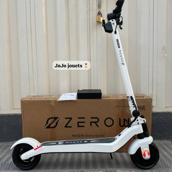 Vue 4 de Trottinette Électrique ZEROW NEOZIN 600W 36V