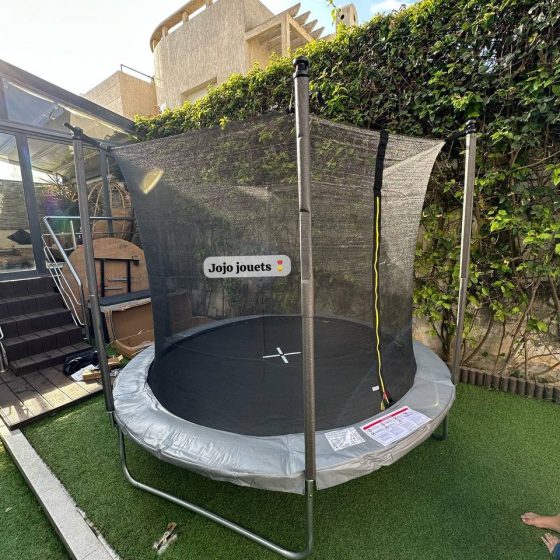 Vue 4 de Trampoline AOTOB 2,42m